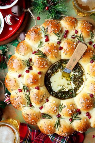 Baked Brie And Bread Wreath - Jonathan Melendez