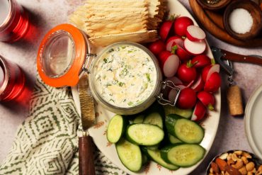 Spicy Smoked Gouda Dip