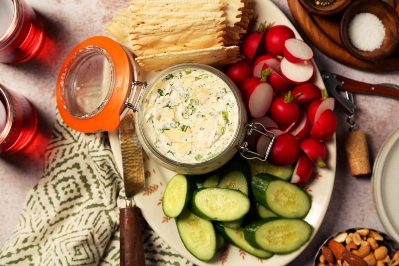 Spicy Smoked Gouda Dip